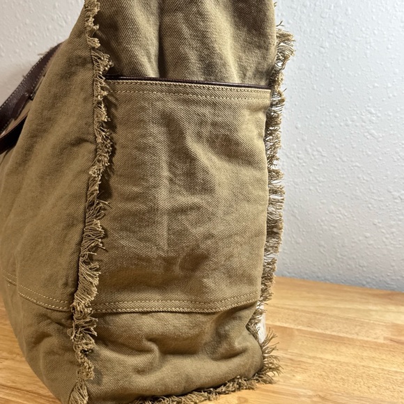 Myra Bag Myra Pastel Hues Weekender Bag - Picture 3 of 16